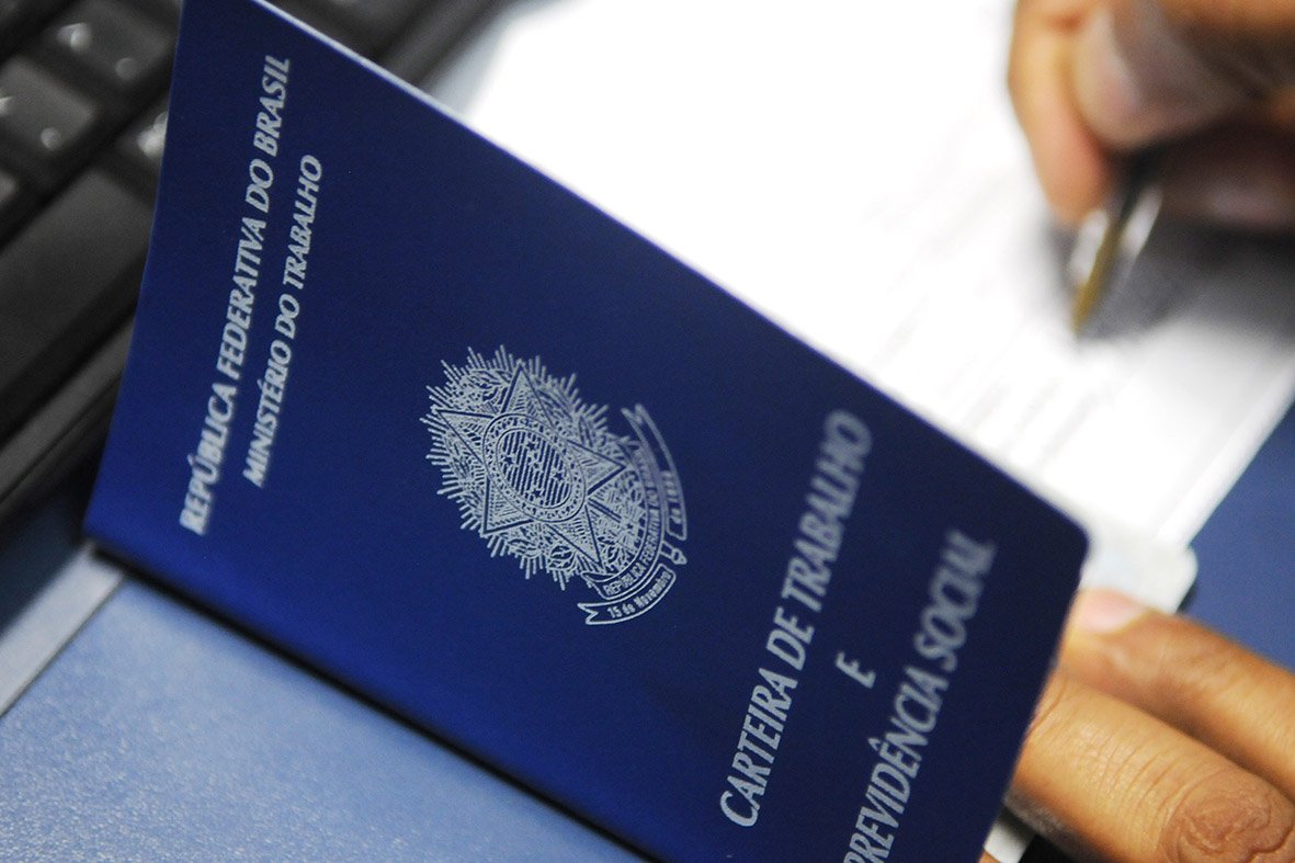 Agências do trabalhador oferecem mais de 1,1 mil vagas de emprego após o feriadão